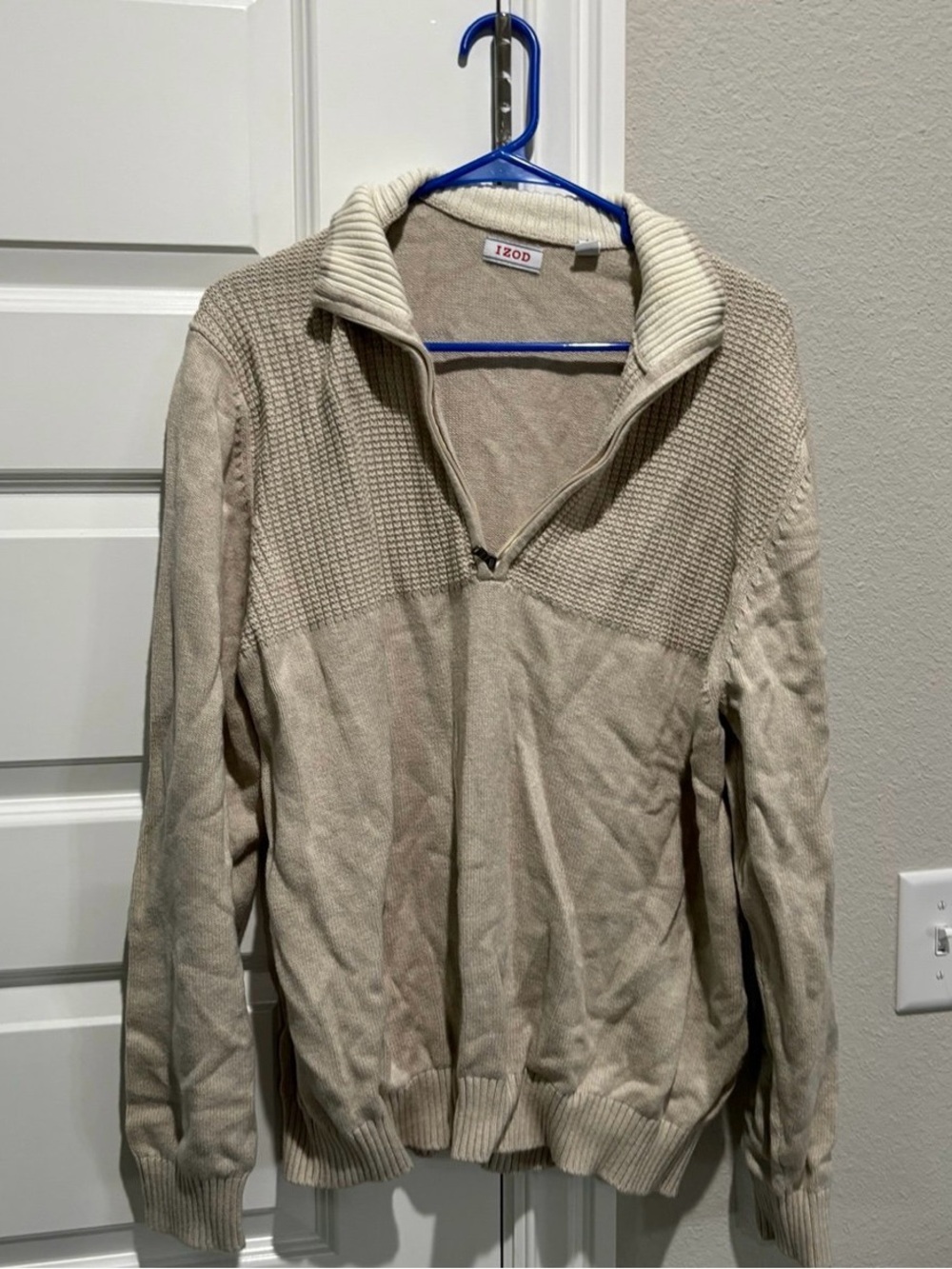 IZOD Men's Cream Quarter-Zip Knit Sweater, XL